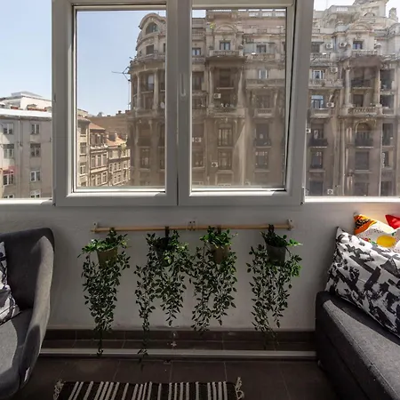 Modern 1br In The Old Town: The Perfect Choice * Bucharest